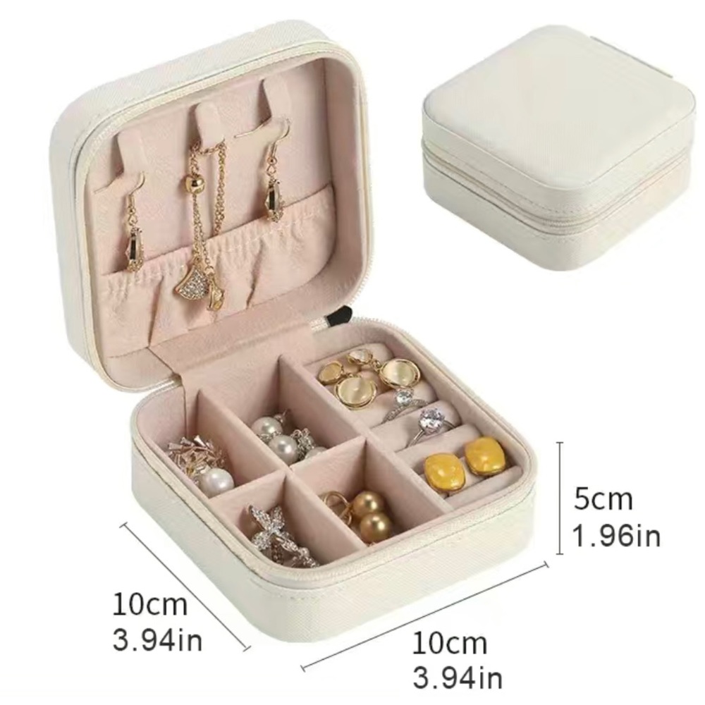 💋NWT Travel Jewelry Case/White-Perfect Size for a Purse or Travel Bag/WHITE